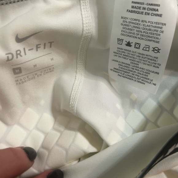 NWOT Nike Women’s Dri-Fit Vapor Softball Slider White Tights Medium - Picture 6 of 6